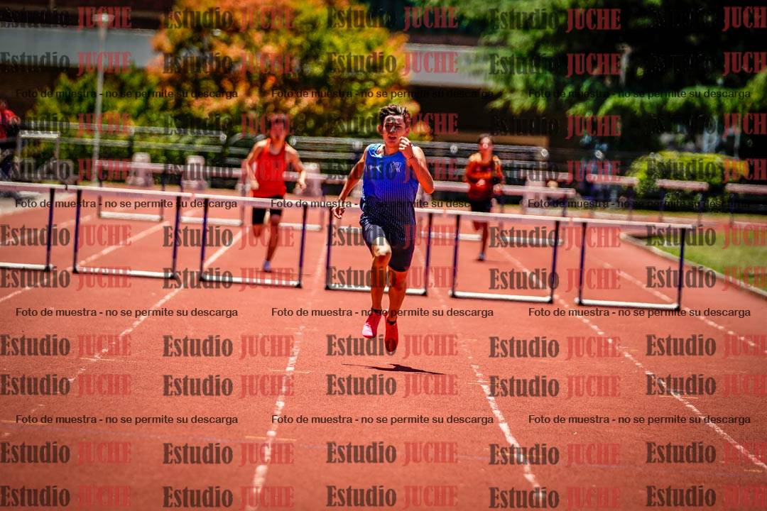 Fotos de los 400 m con vallas de varones