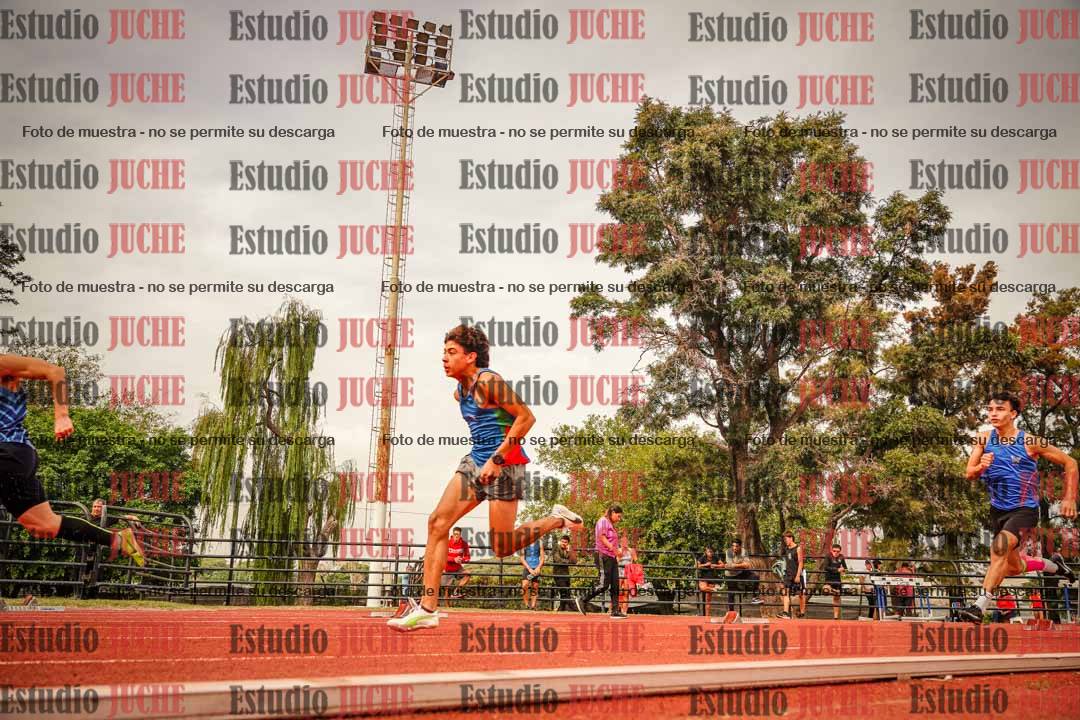 Fotos de los 200 m llanos de varones