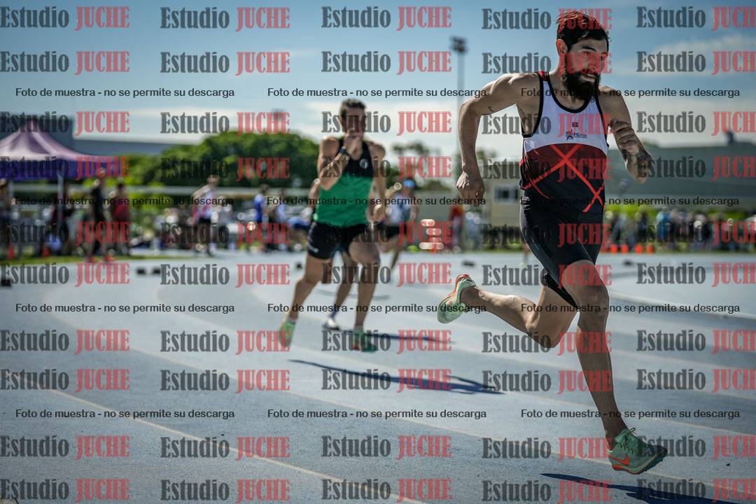 Fotos de los 400 m llanos de varones