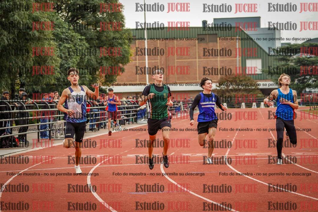 Fotos de los 200 m llanos de varones