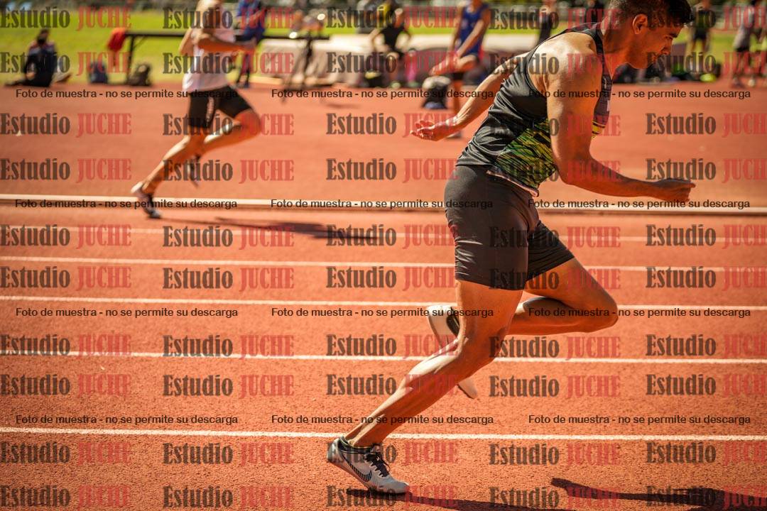 Fotos de los 400 m llanos de varones