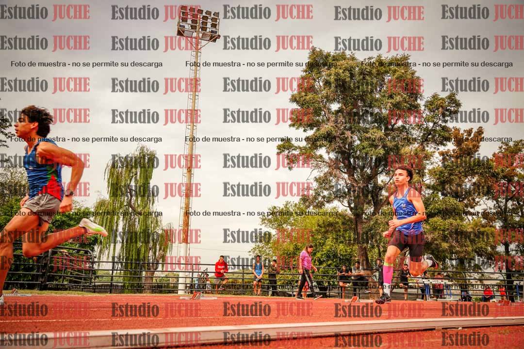 Fotos de los 200 m llanos de varones