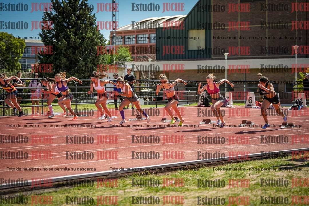 Fotos de los 100 m con vallas de mujeres
