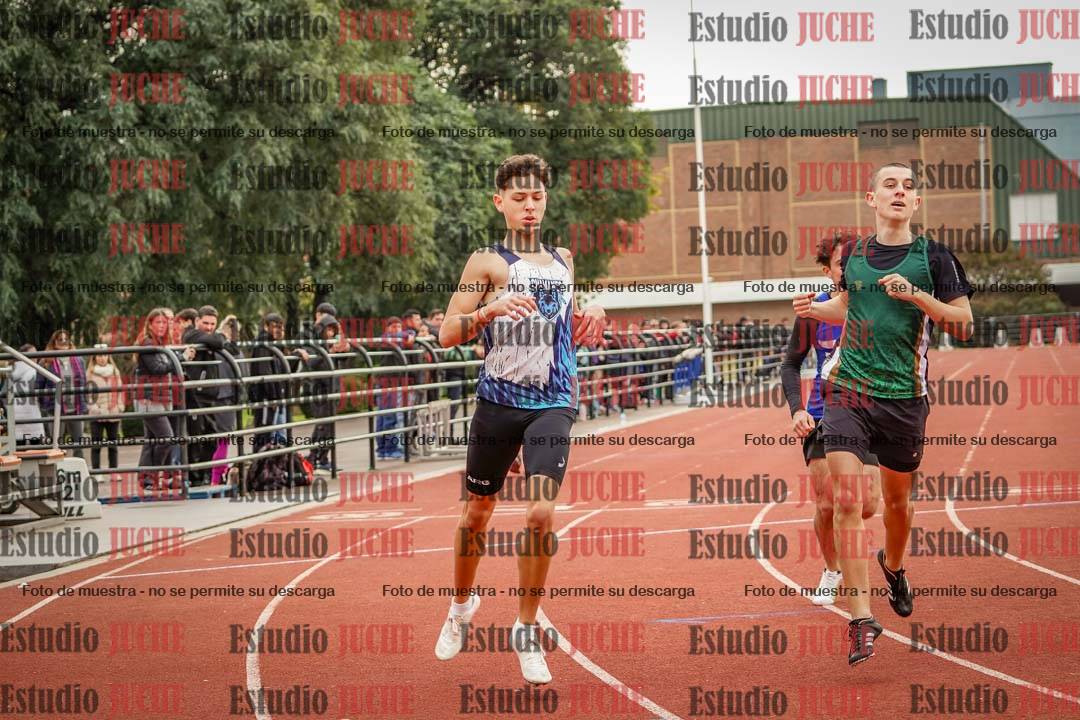 Fotos de los 200 m llanos de varones