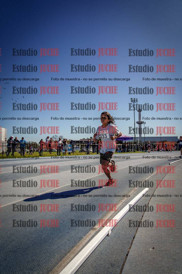 Fotos de los 1000 m llanos de varones