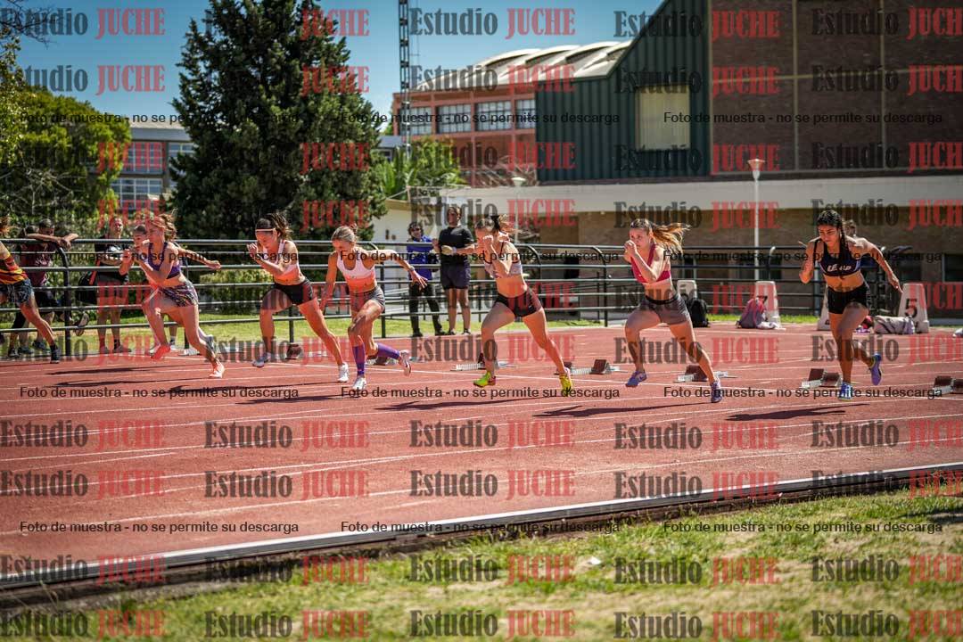 Fotos de los 100 m con vallas de mujeres