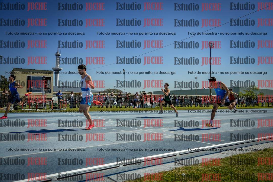 Fotos de los 100 m llanos de varones