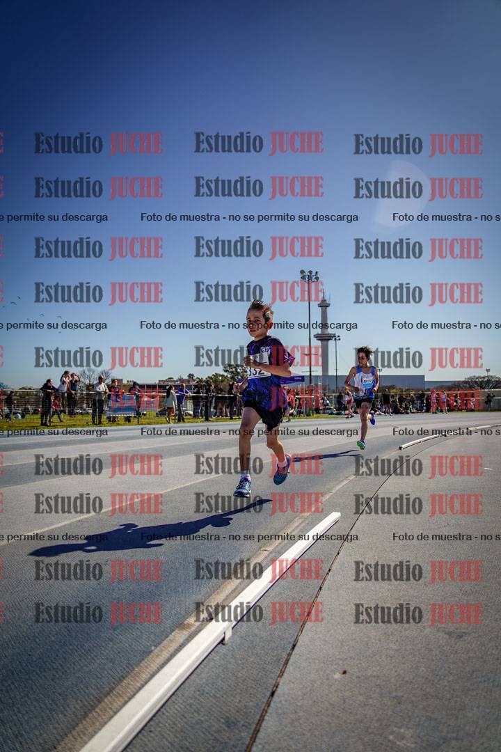 Fotos de los 1000 m llanos de varones