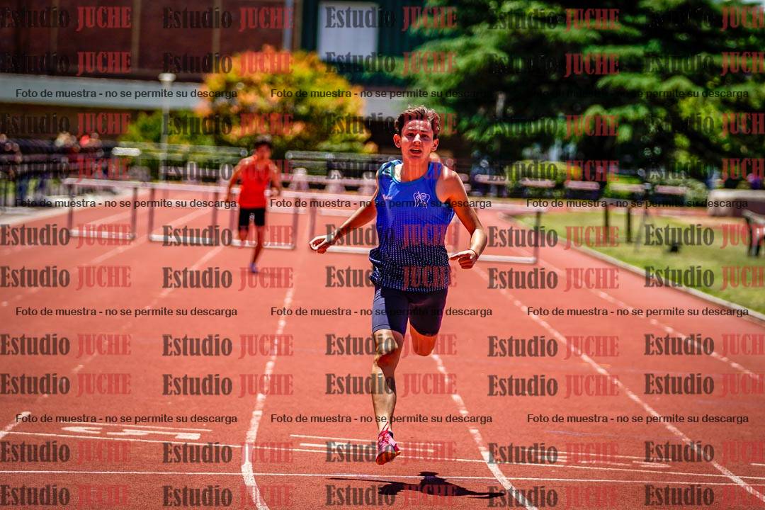 Fotos de los 400 m con vallas de varones