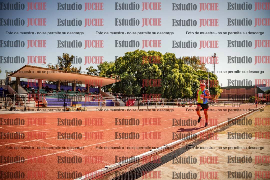 Fotos de los 3000 m llanos de varones