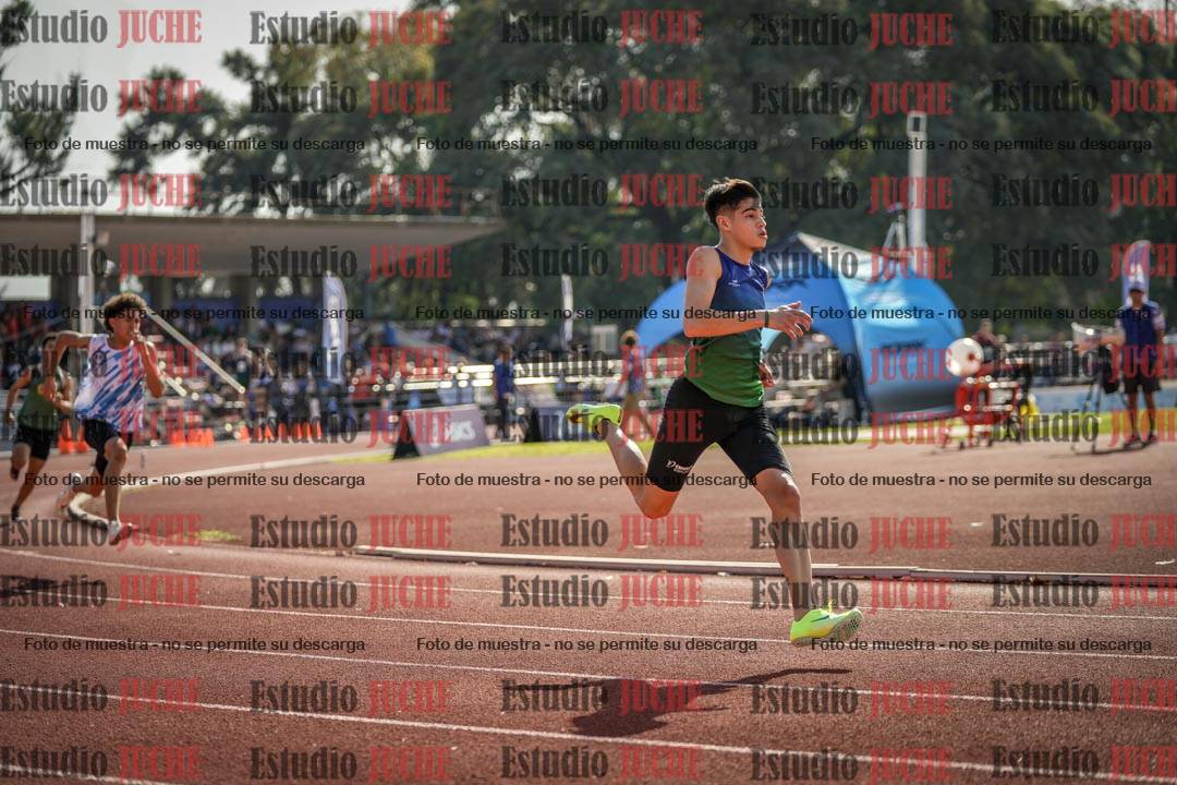 Fotos de los 400 m llanos de varones
