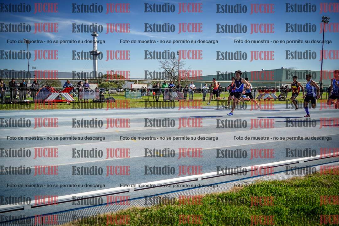 Fotos de los 100 m llanos de varones