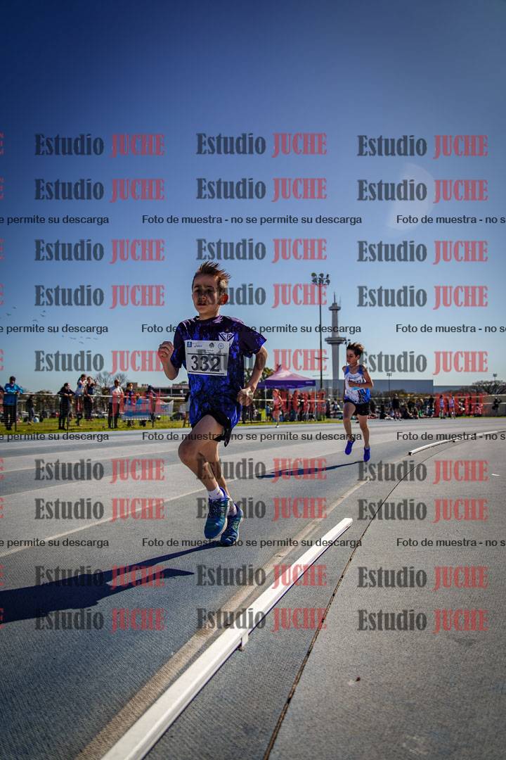 Fotos de los 1000 m llanos de varones