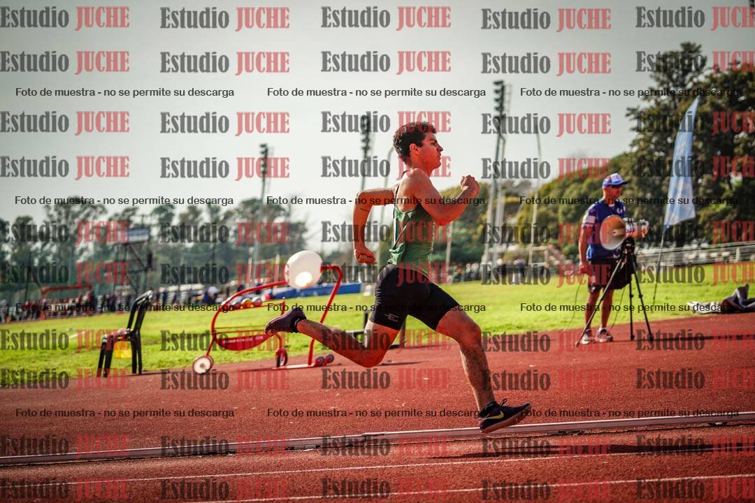 Fotos de los 400 m llanos de varones