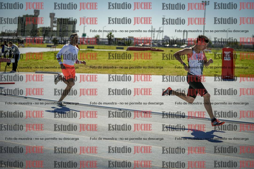Fotos de los 800 m llanos de varones