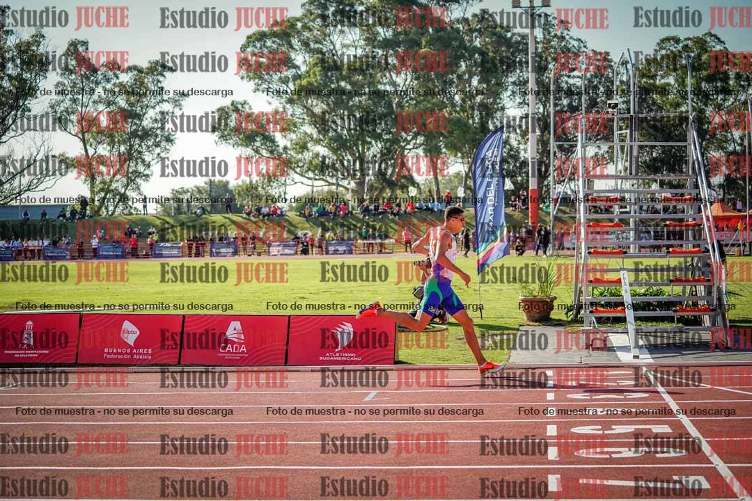 Fotos de los 1500 m llanos de varones