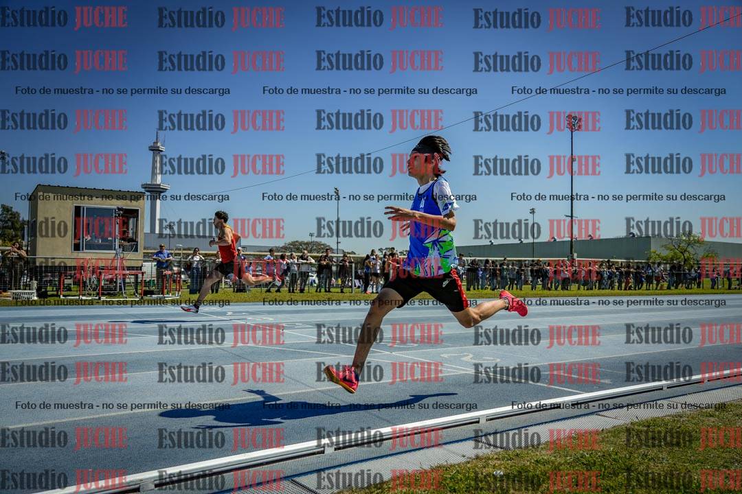 Fotos de los 100 m llanos de varones