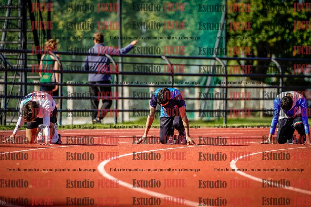 Fotos de los 150 m llanos de varones