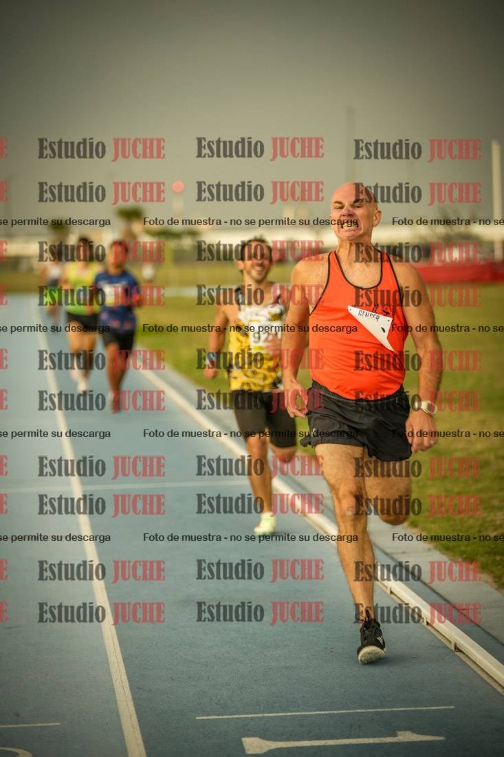Fotos de los 1000 m llanos de varones