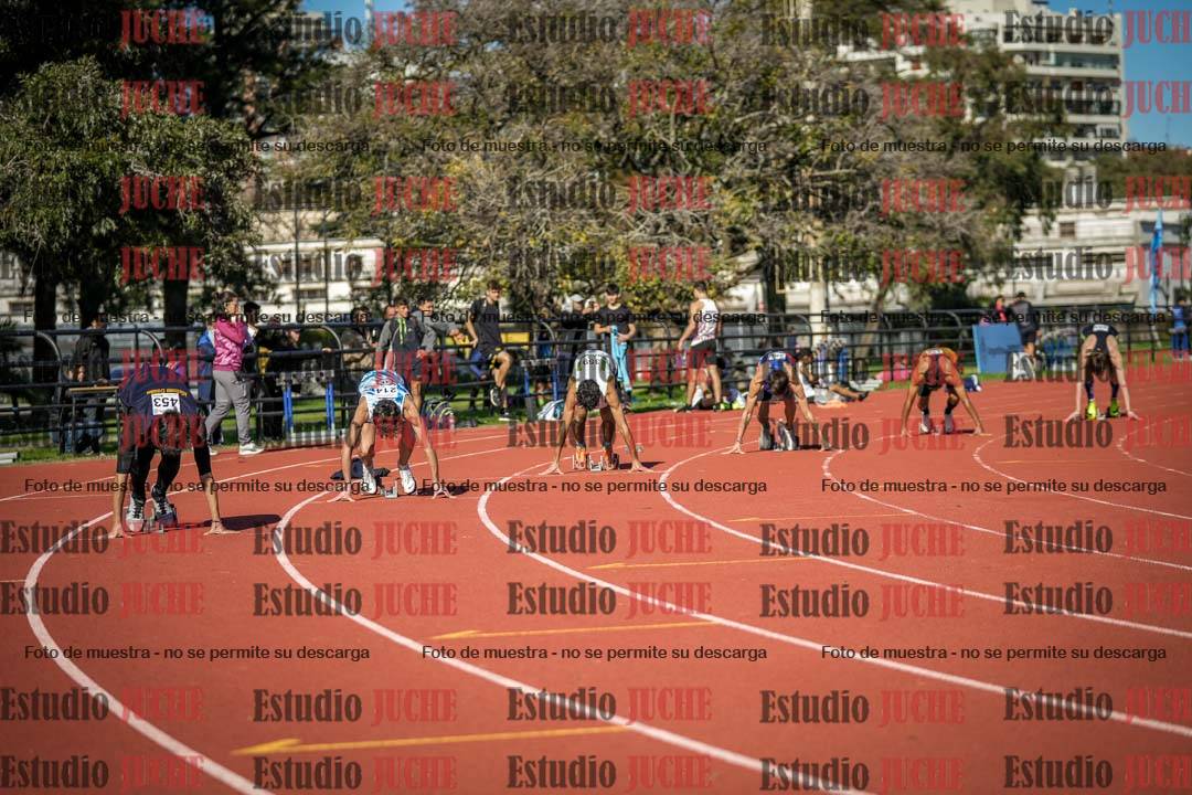 Fotos de los 200 m llanos de varones