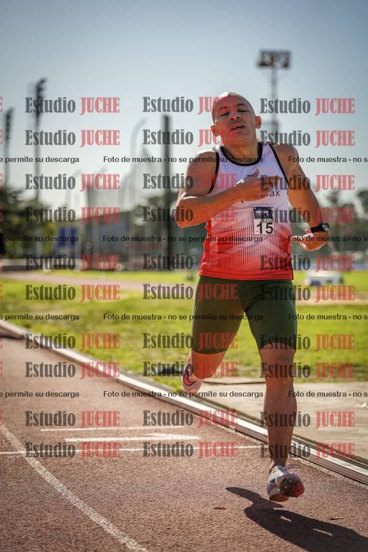Fotos de los 800 m llanos de varones