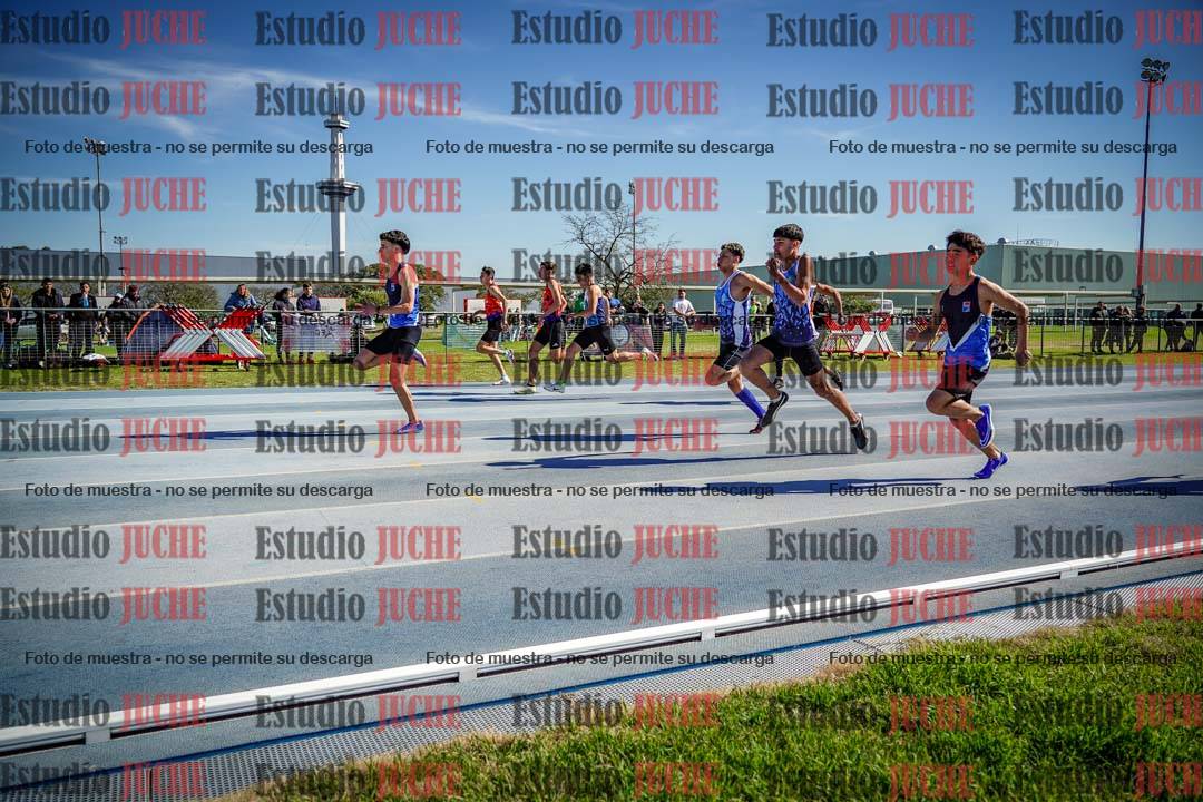 Fotos de los 100 m llanos de varones