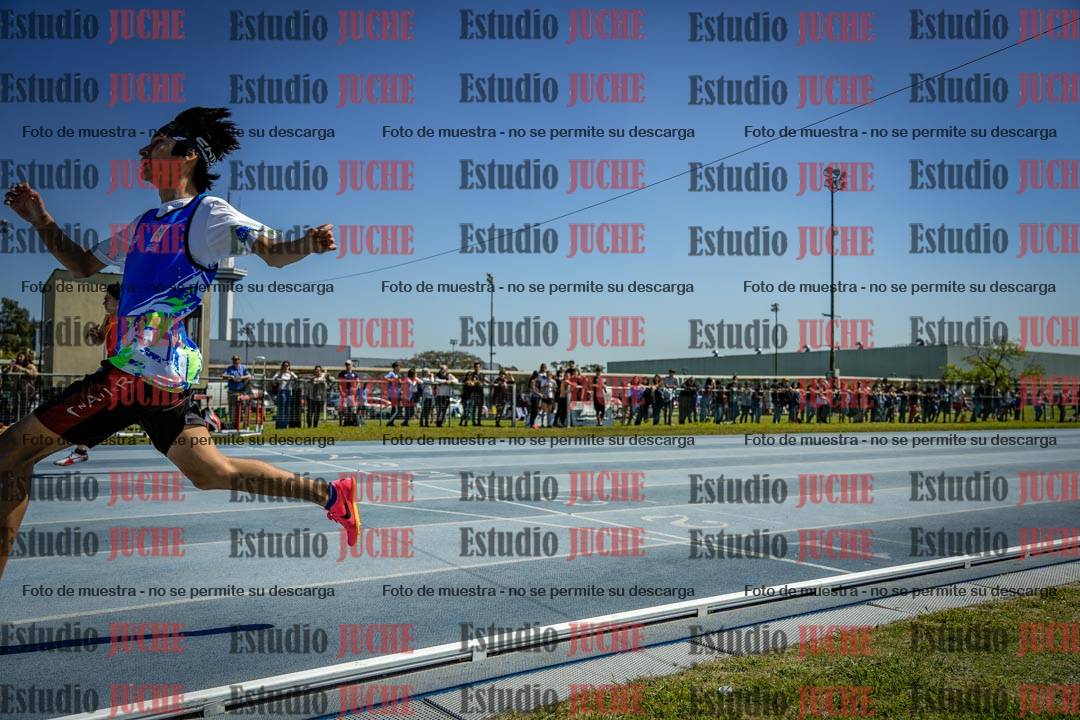 Fotos de los 100 m llanos de varones