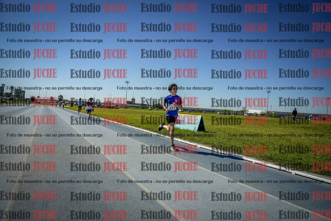 Fotos de los 1000 m llanos de varones