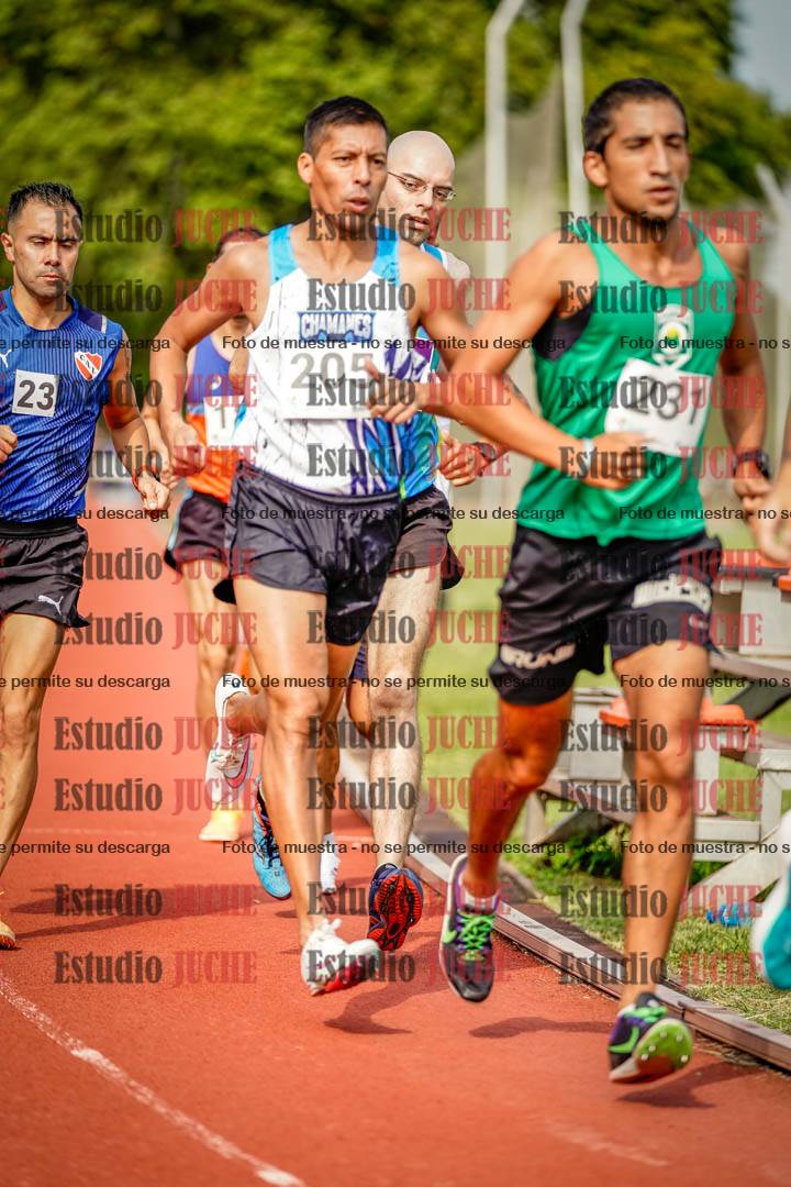 Fotos de los 3000 m llanos de varones