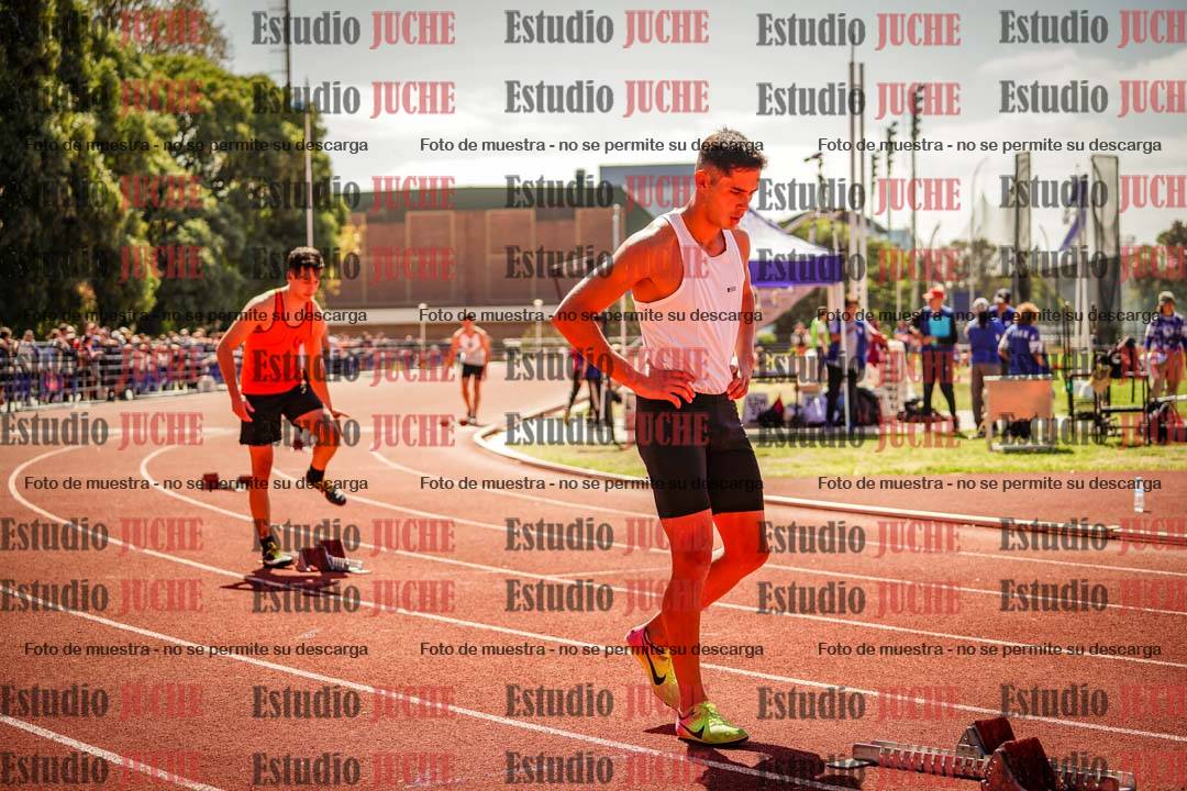 Fotos de los 400 m llanos de varones