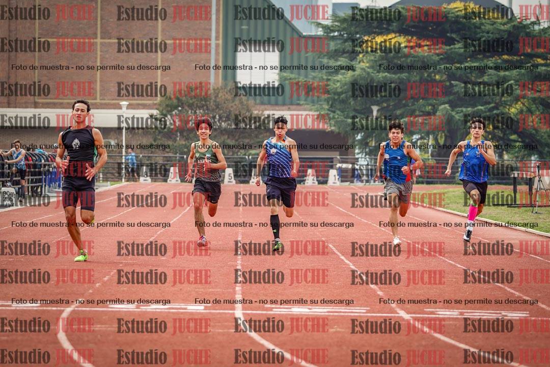Fotos de los 200 m llanos de varones