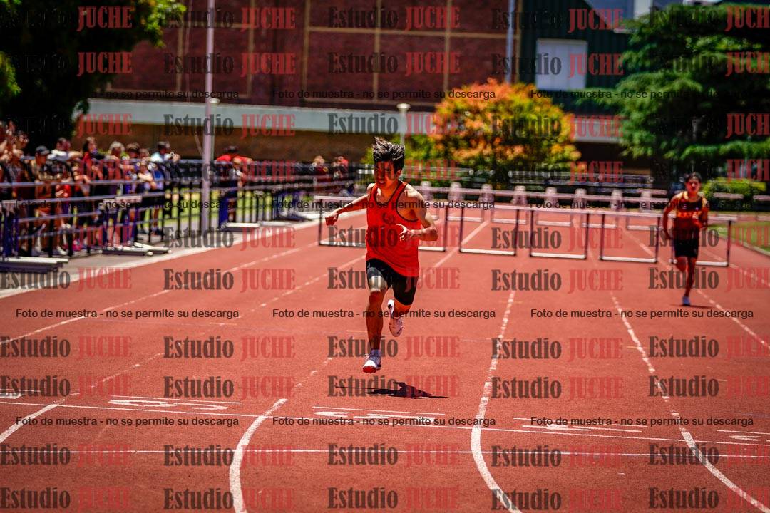 Fotos de los 400 m con vallas de varones