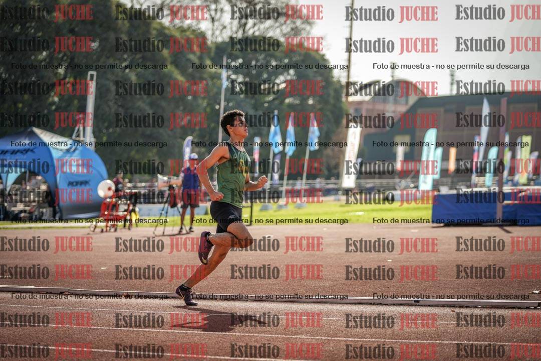 Fotos de los 400 m llanos de varones