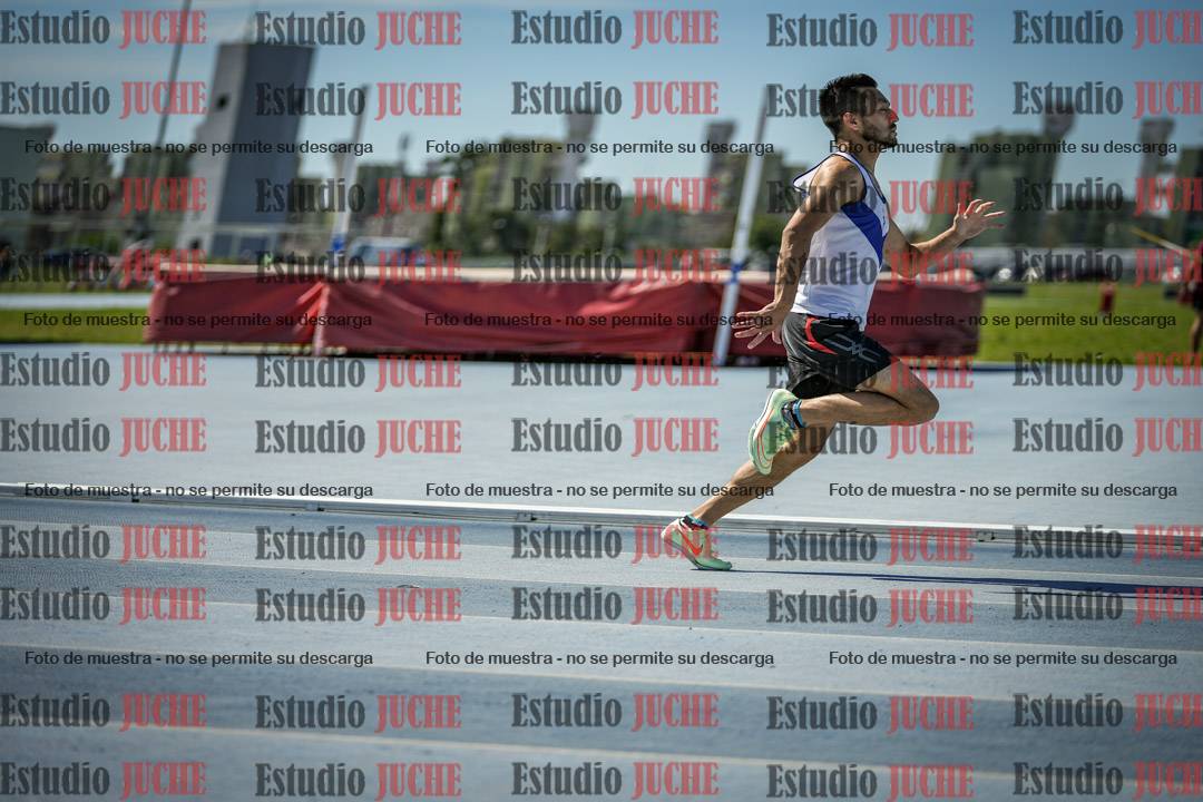 Fotos de los 400 m llanos de varones