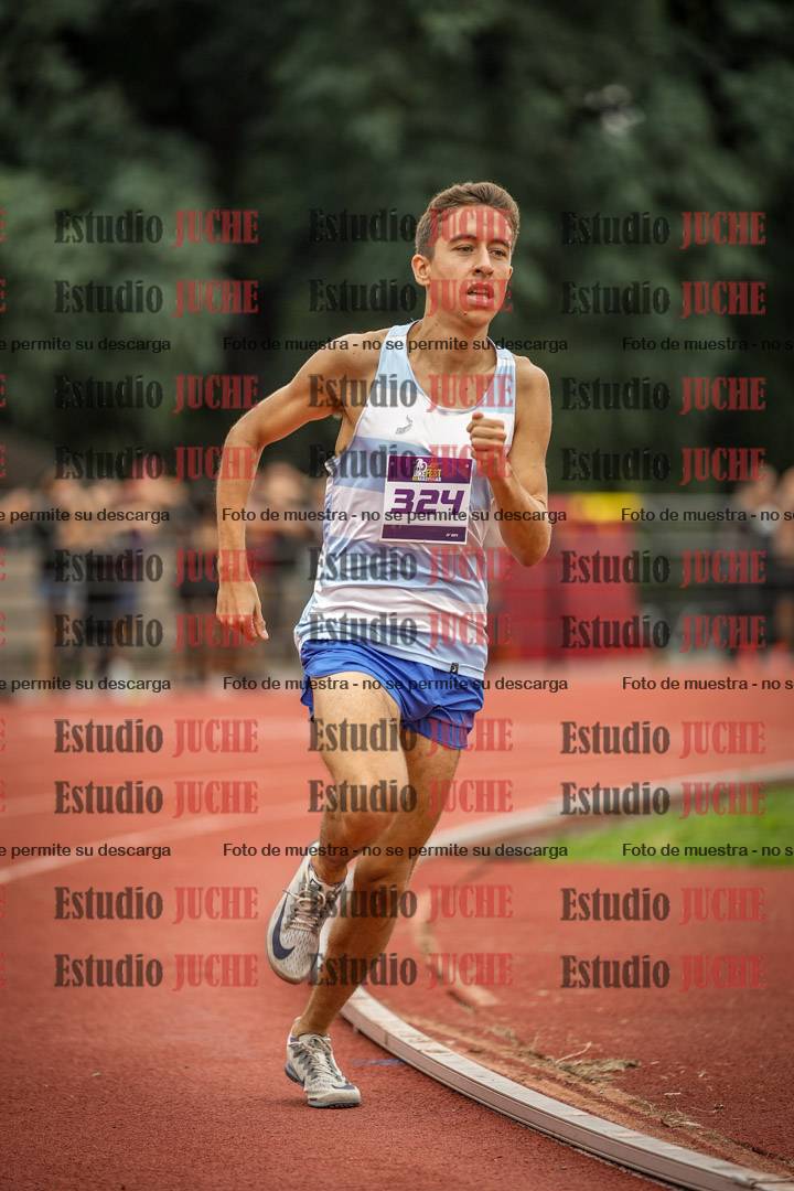 Fotos de los 800 m llanos de varones