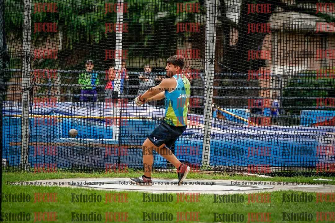 Fotos del lanzamiento de martillo de varones
