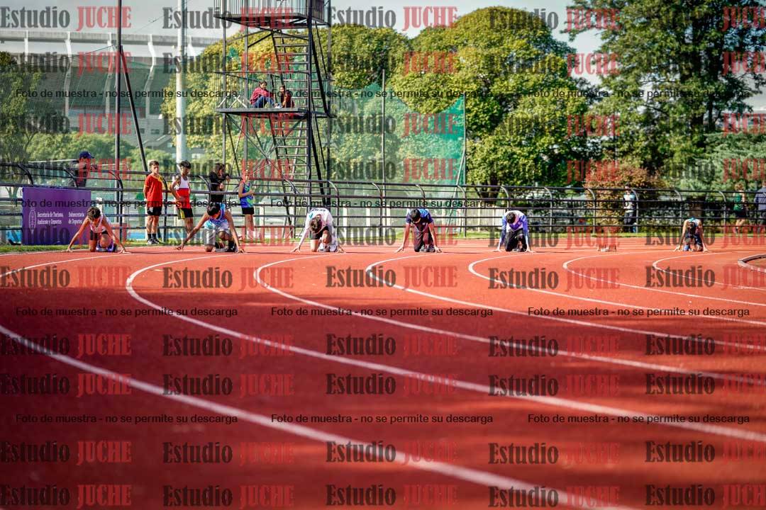 Fotos de los 150 m llanos de varones