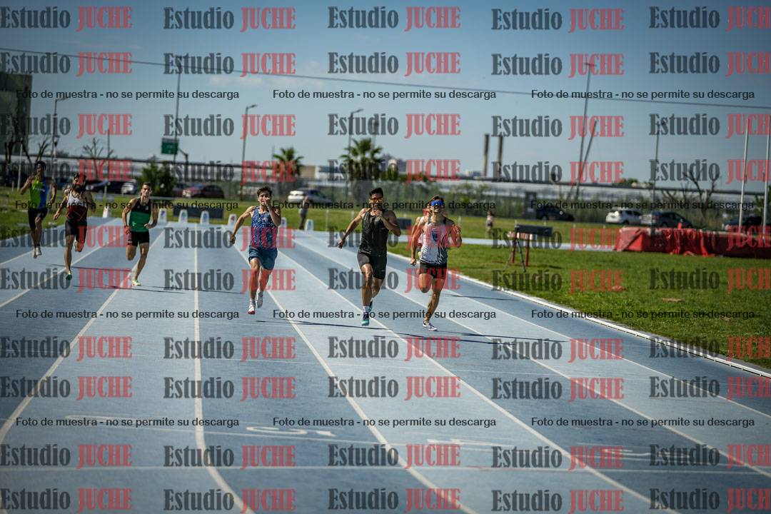 Fotos de los 400 m llanos de varones
