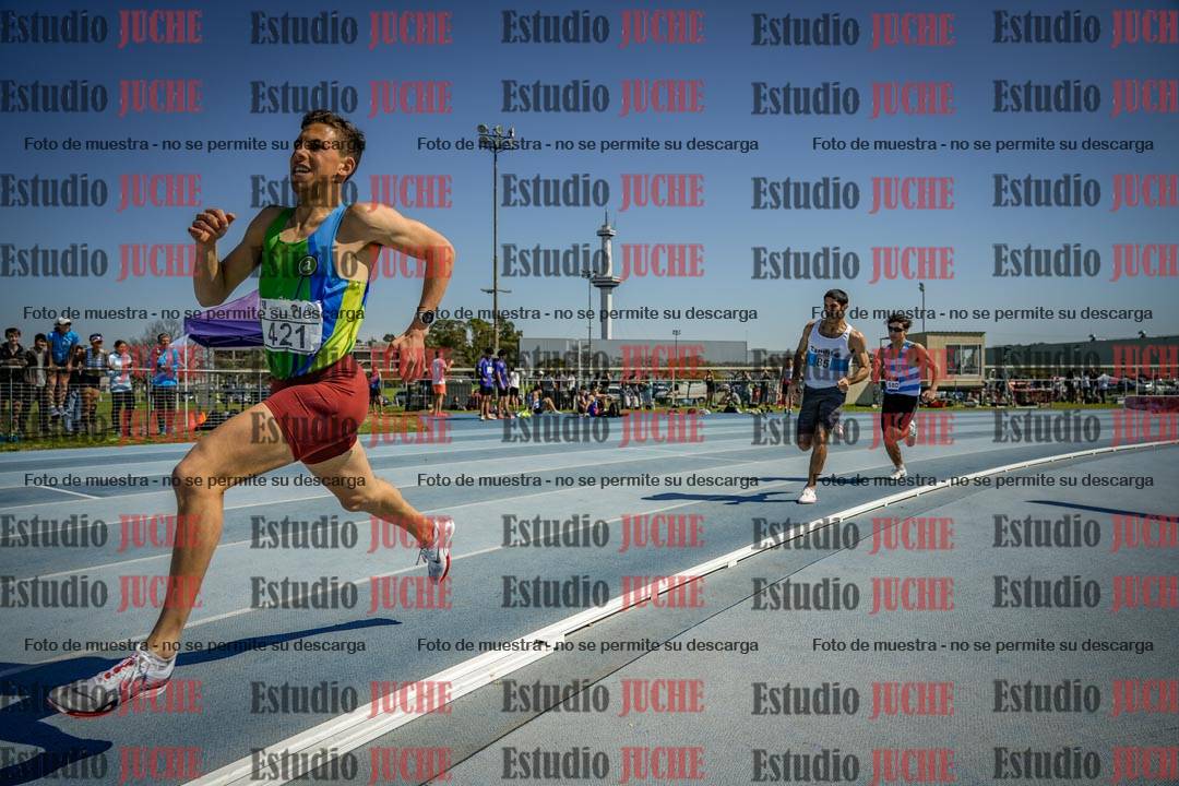 Fotos de los 800 m llanos de varones