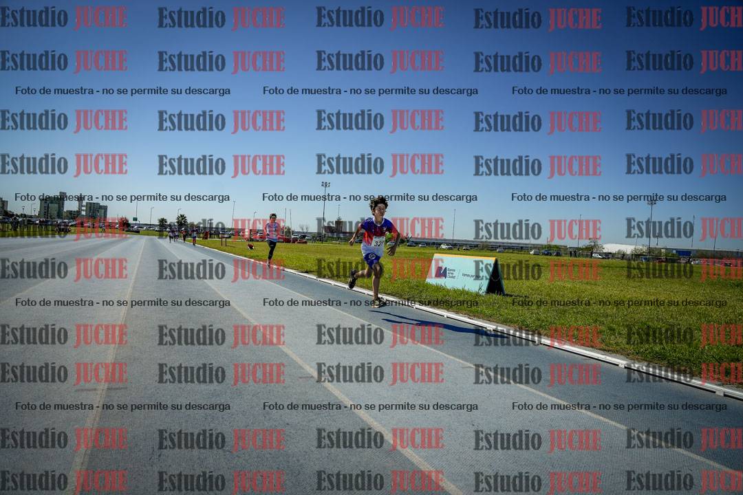 Fotos de los 1000 m llanos de varones