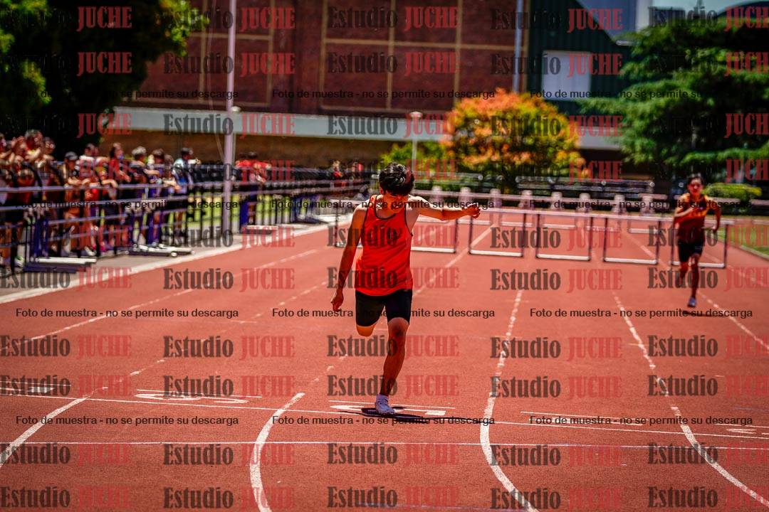 Fotos de los 400 m con vallas de varones