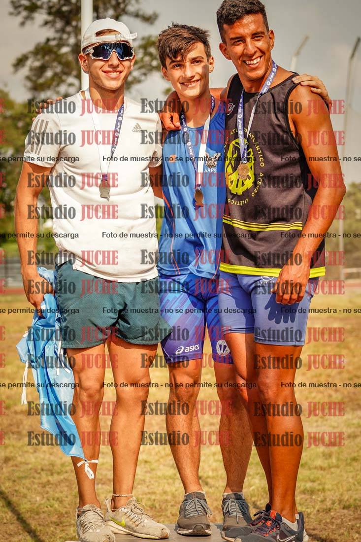 Fotos de algunos podios y extras del torneo