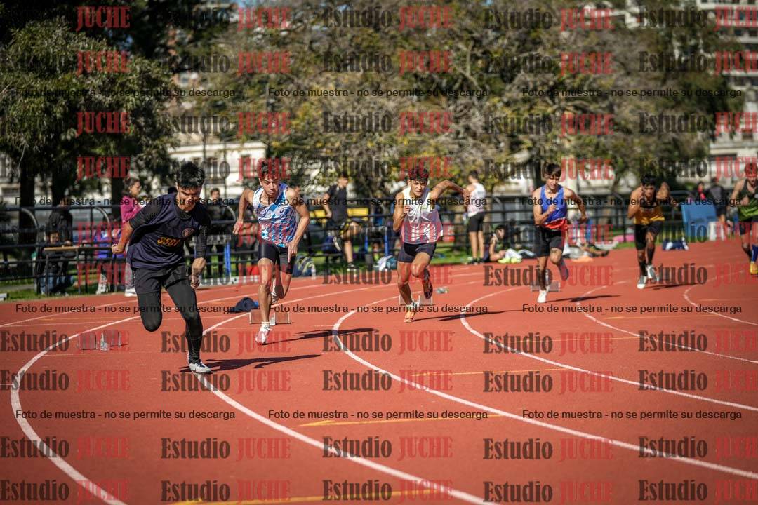 Fotos de los 200 m llanos de varones