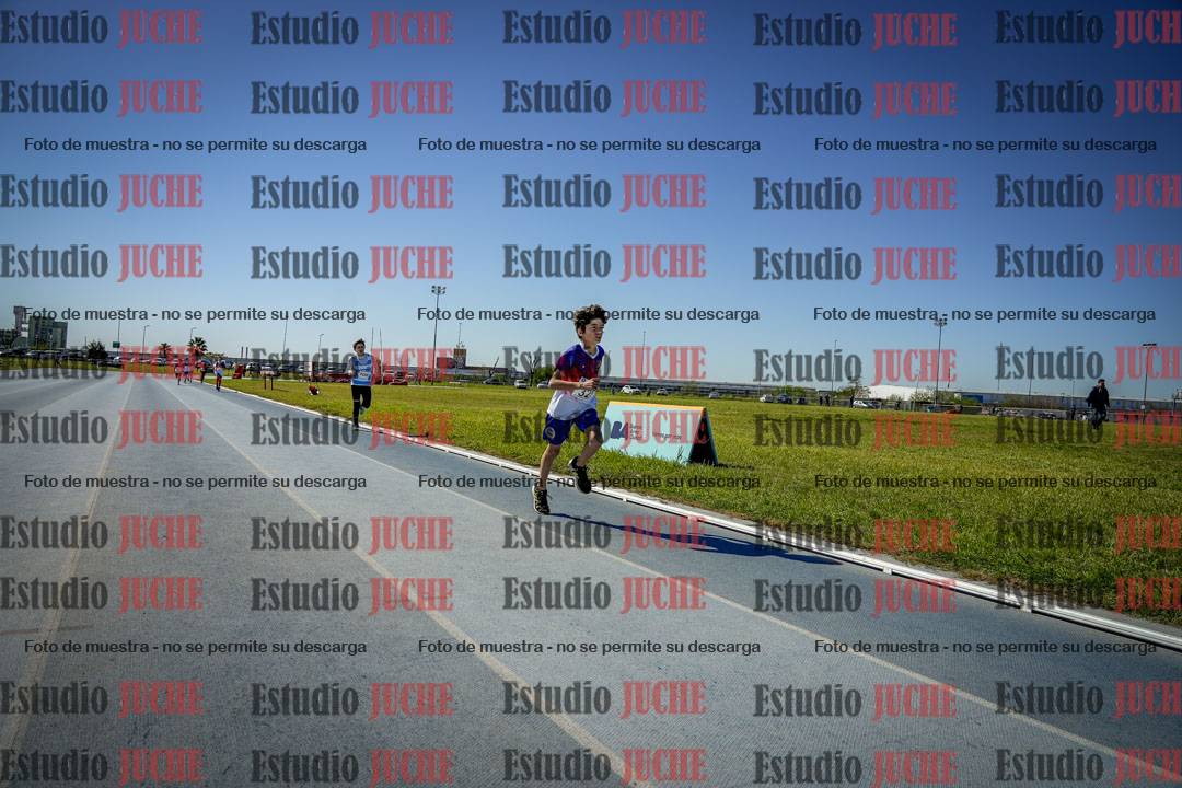 Fotos de los 1000 m llanos de varones