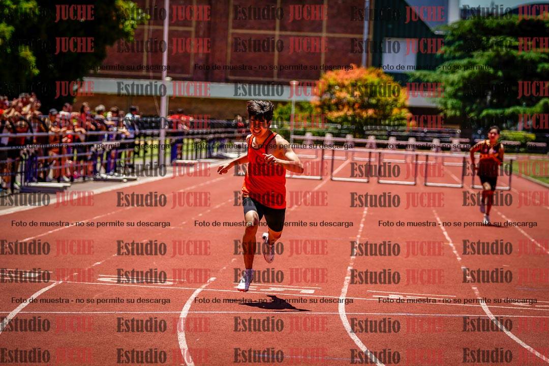 Fotos de los 400 m con vallas de varones