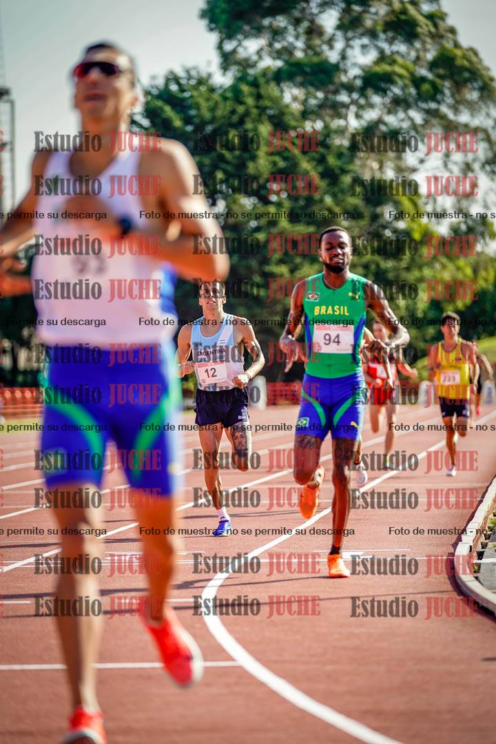 Fotos de los 1500 m llanos de varones