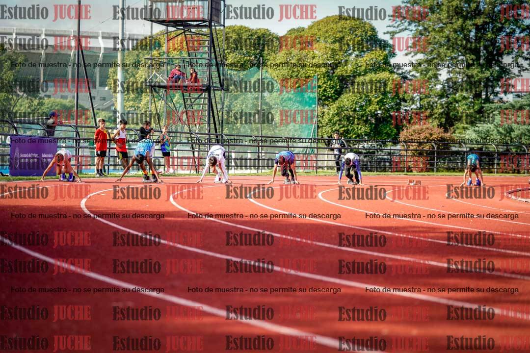 Fotos de los 150 m llanos de varones