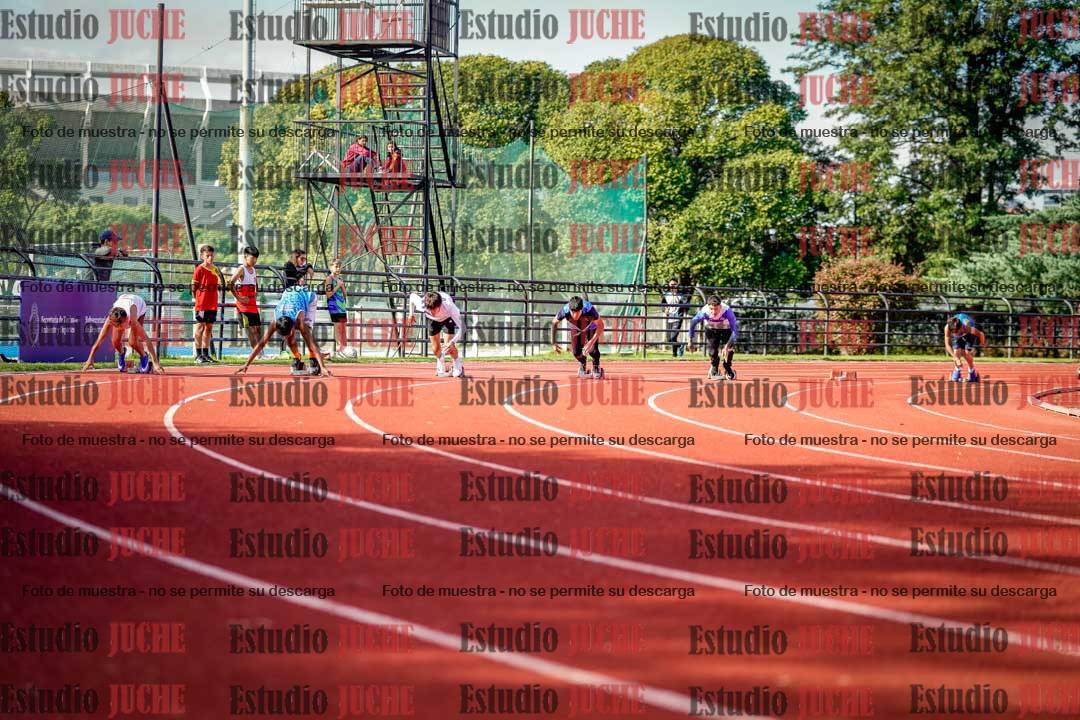 Fotos de los 150 m llanos de varones