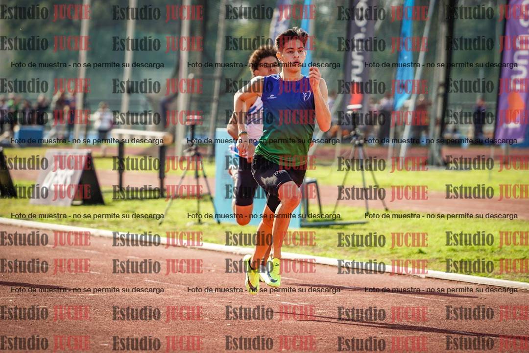 Fotos de los 400 m llanos de varones