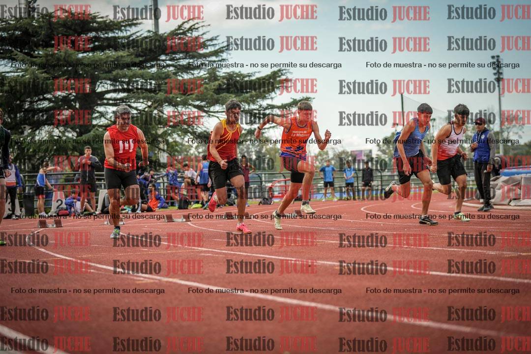 Fotos de los 100 m llanos de varones